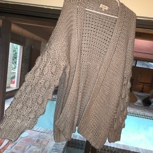 Chunky Cardigan- Pompom sleeves
